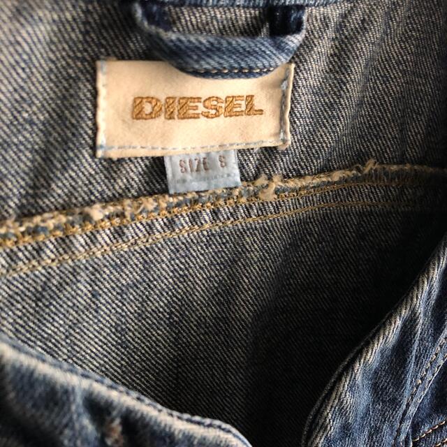 DIESEL(ディーゼル)の美品❗️DIESEL ヴィンテージ加工デニムジャケット/ブルゾン/レディース レディースのジャケット/アウター(Gジャン/デニムジャケット)の商品写真