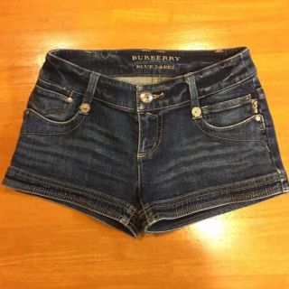 バーバリーブルーレーベル(BURBERRY BLUE LABEL)のバーバリー   ブルーレーベル　ショートパンツ　34  XS(ショートパンツ)