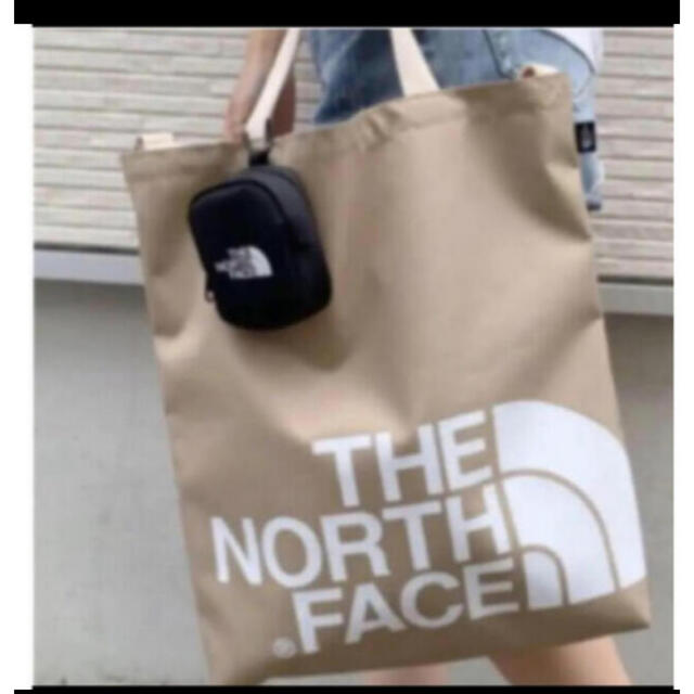 THE NORTH FACE(ザノースフェイス)の【未開封新品】ノースフェイス　ミニポーチ　マルチコインケース　カラビナ付　黒色 レディースのファッション小物(ポーチ)の商品写真