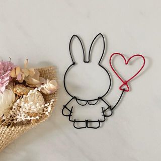 ワイヤークラフト　ワイヤーアート　ハンドメイド　ミッフィー miffy 飾り　(その他)