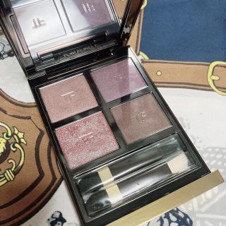 トムフォード(TOM FORD)のトムフォードアイカラークォード25プリティベイビー(アイシャドウ)