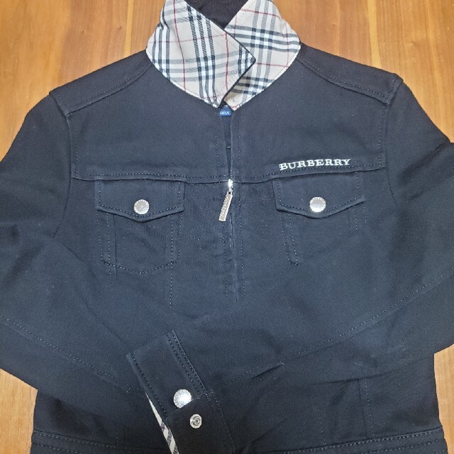 BURBERRY(バーバリー)のBURBERRY　ジャケット　140センチ キッズ/ベビー/マタニティのキッズ服女の子用(90cm~)(ジャケット/上着)の商品写真