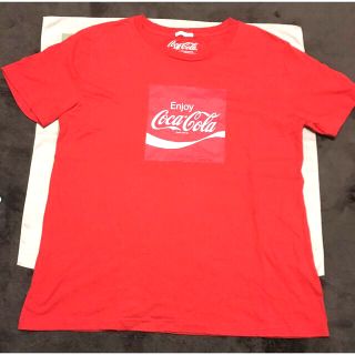 ジーユー(GU)のコカコーラ　Tシャツ  XL(Tシャツ(半袖/袖なし))