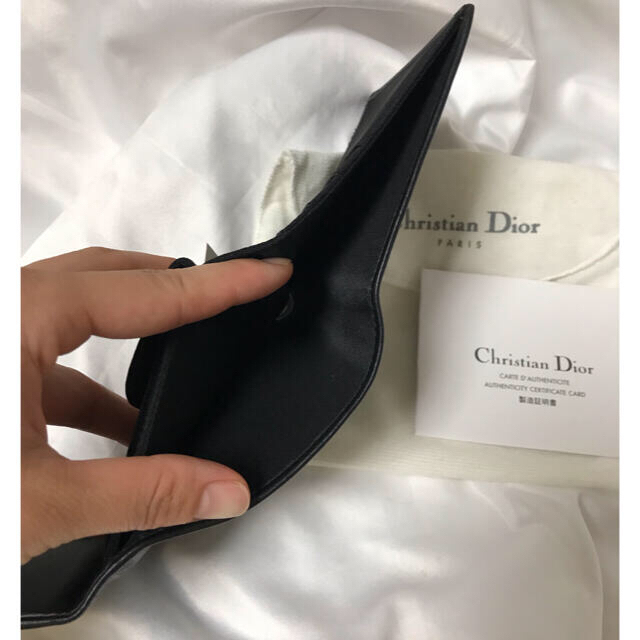 【イヴ・サン】 Christian Dior - クリスチャンディオール 半月プレート 折財布 未使用箱付きの通販 by plv. お値下げ不可|クリスチャンディオールならラクマ マルニ