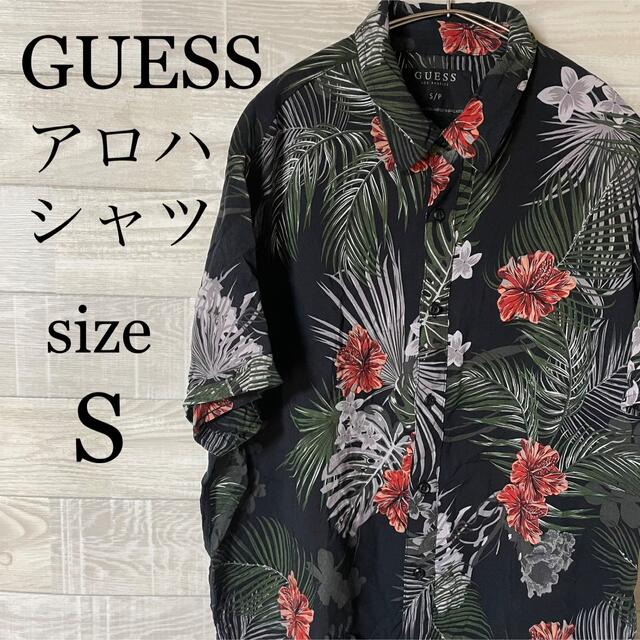 GUESS(ゲス)のGUESS  ゲス　アロハ　花柄　シャツ　S メンズのトップス(シャツ)の商品写真