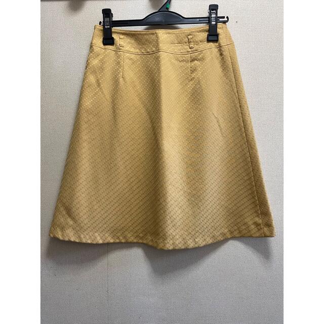 フレアスカート イエロー レディースのスカート(ひざ丈スカート)の商品写真