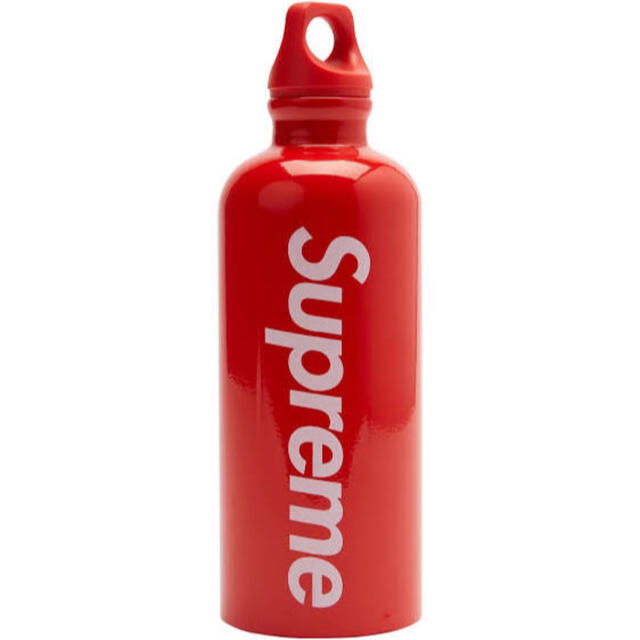 Supreme(シュプリーム)のSupreme SIGG Traveller 0.6L Water Bottle インテリア/住まい/日用品の日用品/生活雑貨/旅行(日用品/生活雑貨)の商品写真