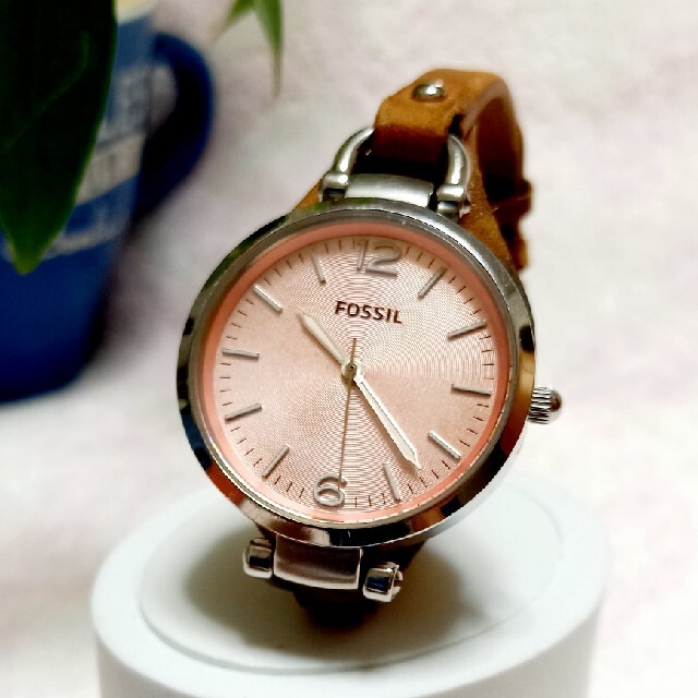 FOSSIL(フォッシル)の【中古】FOSSIL レディース腕時計 缶ケース付 レディースのファッション小物(腕時計)の商品写真