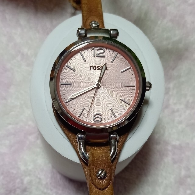 FOSSIL(フォッシル)の【中古】FOSSIL レディース腕時計 缶ケース付 レディースのファッション小物(腕時計)の商品写真