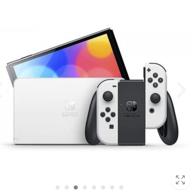 Nintendo Switch(ニンテンドースイッチ)の早い者勝ち！匿名発送可！Nintendo Switch 有機ELモデル ホワイト エンタメ/ホビーのゲームソフト/ゲーム機本体(家庭用ゲーム機本体)の商品写真