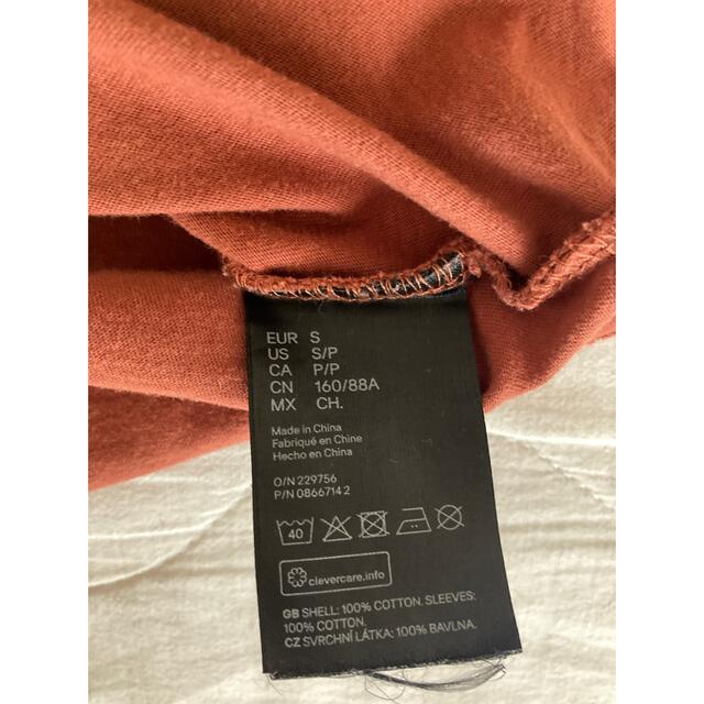 H&M(エイチアンドエム)のH&M バルーンスリーブ　ジャージートップス　ブラウン　半袖 レディースのトップス(Tシャツ(半袖/袖なし))の商品写真