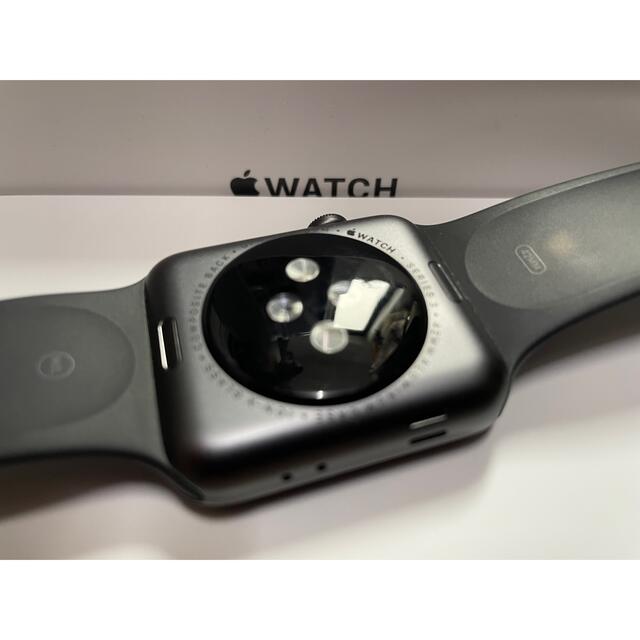Apple Watch(アップルウォッチ)のApple Watch series 3  42mm  GPSモデル スマホ/家電/カメラのスマートフォン/携帯電話(その他)の商品写真