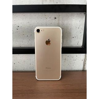 アップル(Apple)のiPhone7 32gb(スマートフォン本体)