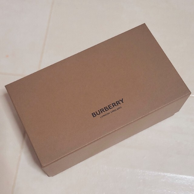 BURBERRY(バーバリー)の【GWセール】バーバリー サングラス ブラウン BE4316 試着のみ レディースのファッション小物(サングラス/メガネ)の商品写真