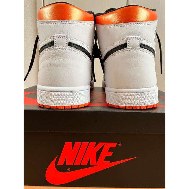 NIKE(ナイキ)のNIKE AIR JORDAN 1  Electro Orange US9美中古 メンズの靴/シューズ(スニーカー)の商品写真