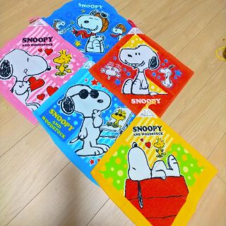 スヌーピー(SNOOPY)のスヌーピー ループ付きタオル(タオル/バス用品)