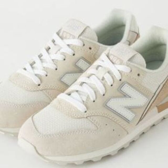 new balance ニューバランス WL574ZSO 白　23 靴箱輸送