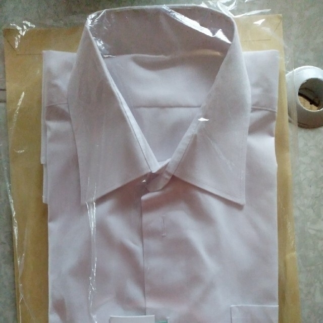 しまむら(シマムラ)の（訳ありまとめ売り）男子学生ワイシャツ165半袖２枚 メンズのトップス(シャツ)の商品写真