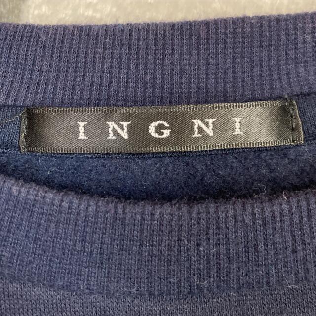 INGNI(イング)のINGNI イング ネイビー ロゴ トレーナー 裏起毛 レディースのトップス(トレーナー/スウェット)の商品写真