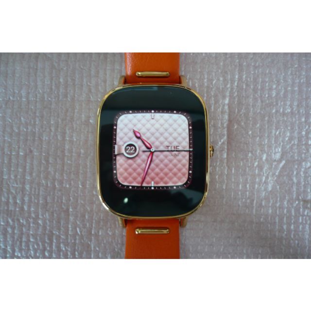 ASUS(エイスース)のASUS エイスース スマートウォッチ ZenWatch2 WI502Q メンズの時計(腕時計(デジタル))の商品写真