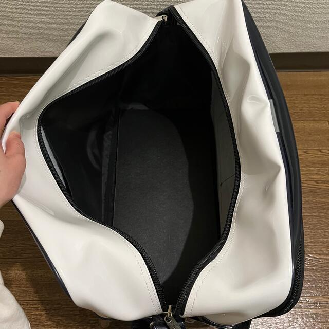 MIZUNO(ミズノ)のミズノ　エナメルバック　紺×白 スポーツ/アウトドアのテニス(バッグ)の商品写真