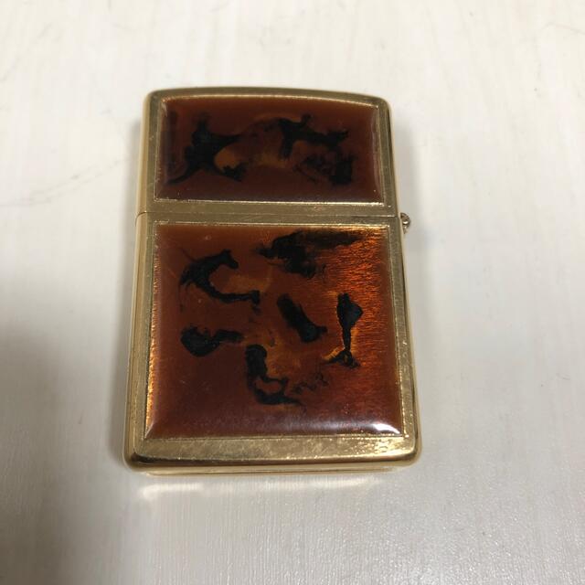 zippo 　1976  色　ゴルド　です