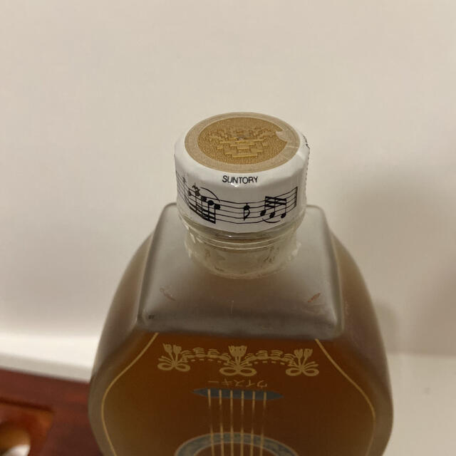サントリー リラギター 楽器シリーズ 響 台座付き 600ml 43% 未開栓