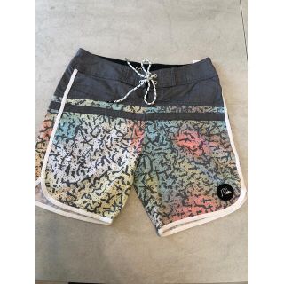 クイックシルバー(QUIKSILVER)の最終値引　QUIKSILVER メンズ28(ショートパンツ)