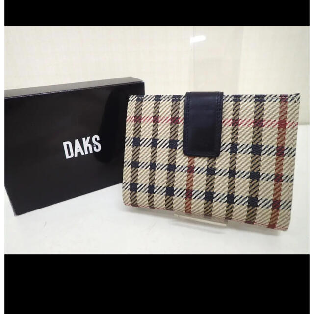 ※新品未使用※DAKS チェック柄 折財布 箱付き