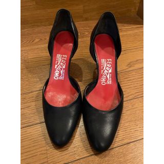 サルヴァトーレフェラガモ(Salvatore Ferragamo)のFerragamo ハイヒール　23cm くらいネイビー　サイズ6(ハイヒール/パンプス)