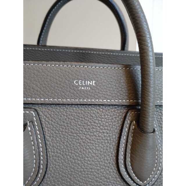 celine(セリーヌ)のCELINE　ラゲージ　ナノ　スリ　2020 レディースのバッグ(ショルダーバッグ)の商品写真