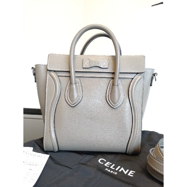 celine(セリーヌ)のCELINE　ラゲージ　ナノ　スリ　2020 レディースのバッグ(ショルダーバッグ)の商品写真
