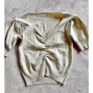 ザラ(ZARA)のニット　トップス(Tシャツ(半袖/袖なし))