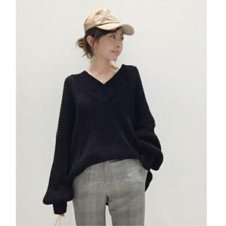 アパルトモンドゥーズィエムクラス(L'Appartement DEUXIEME CLASSE)のL'AppartementTWINS FLORENCE】VNECK KNIT(ニット/セーター)