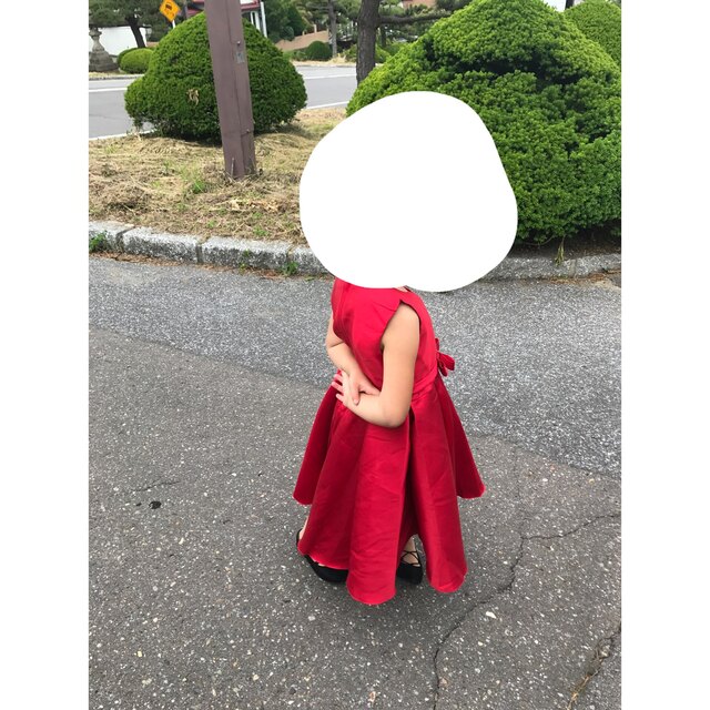 赤ドレス120-130 キッズ/ベビー/マタニティのキッズ服女の子用(90cm~)(ドレス/フォーマル)の商品写真