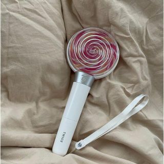 TWICE - TWICE 公式ペンライト candy bong ∞ ver3 2本セットの TWICE - TWICE 公式ペンライト candy bong ∞ ver3 2本セットの