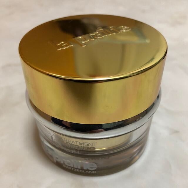 La Prairie(ラプレリー)のラ・プレリー ゴールデンイリュージョン 下地 ベース 生産終了品 コスメ/美容のベースメイク/化粧品(化粧下地)の商品写真