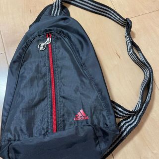 アディダス(adidas)のアディダス　ボディバッグ(ボディーバッグ)