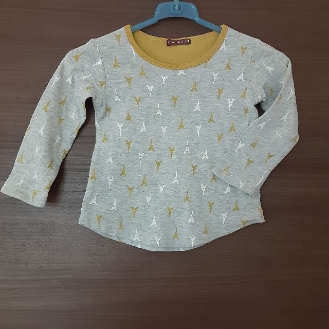 STUDIO MINI(スタジオミニ)のStudio mini　長袖カットソー　100㎝ キッズ/ベビー/マタニティのキッズ服男の子用(90cm~)(Tシャツ/カットソー)の商品写真