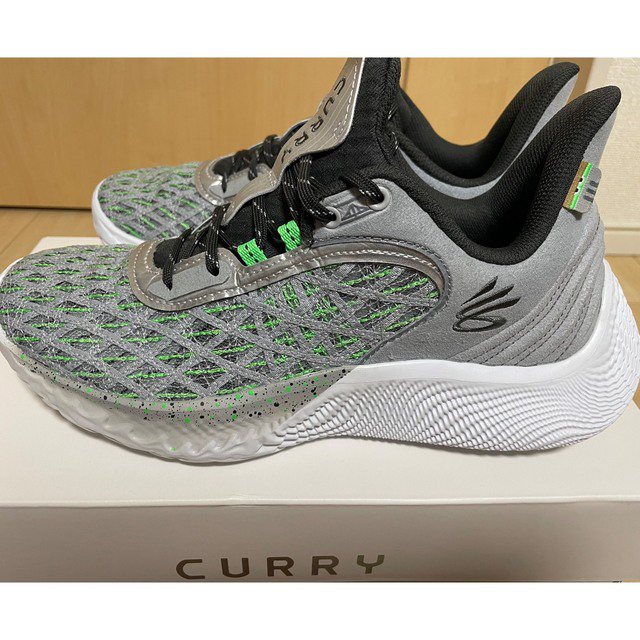 CURRY 9