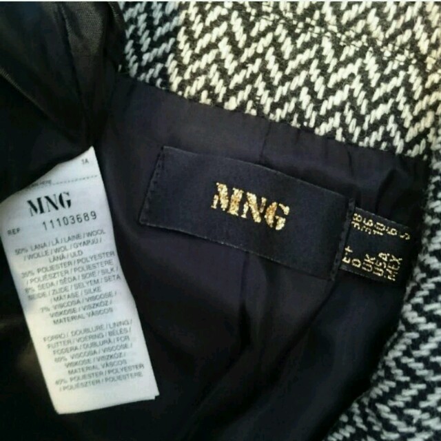 MANGO(マンゴ)のMNG☆白×黒ジャケット レディースのジャケット/アウター(テーラードジャケット)の商品写真