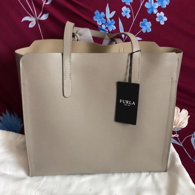 Furla(フルラ)の❁⃘*.ﾟFURLA ☆トートバッグ レディースのバッグ(トートバッグ)の商品写真