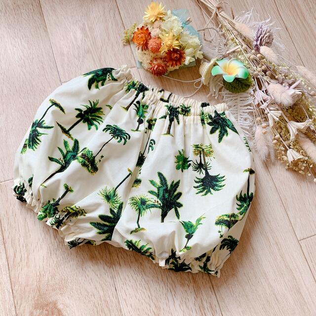 baby✭かぼちゃパンツ　ボリュームタイプ✭ヤシの木 キッズ/ベビー/マタニティのベビー服(~85cm)(パンツ)の商品写真