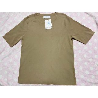 シンプリシテェ(Simplicite)の【新品】シンプリシテェ　接触冷感　Tシャツ　トップス(カットソー(半袖/袖なし))