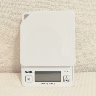 タニタ(TANITA)の【21年製】タニタ クッキングスケール 1kg 1g単位 KD-187 WH(調理道具/製菓道具)