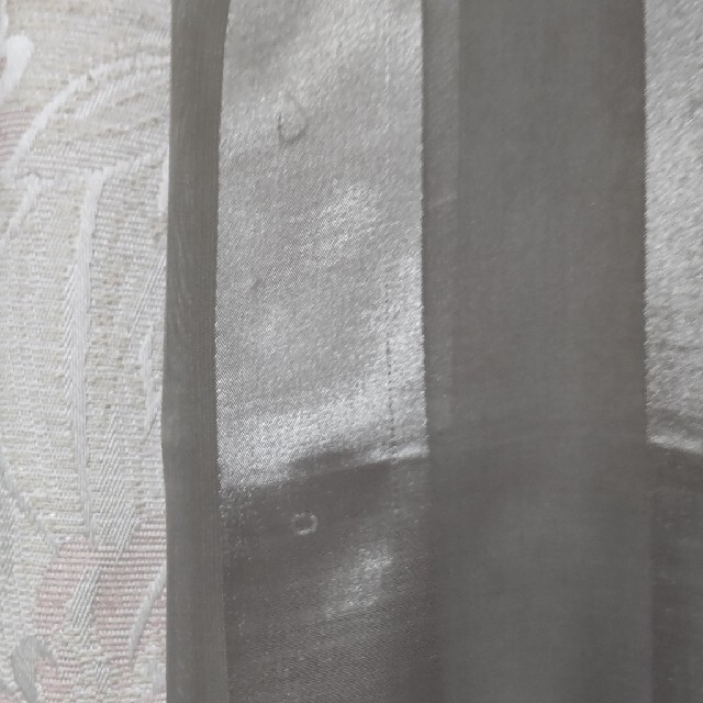オーガンジー 大判スカーフ シルバー グレー  訳あり レディースのファッション小物(バンダナ/スカーフ)の商品写真