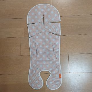 コンビ(combi)の【美品】コンビ さらすやエアスルーシート(ベビーカー用アクセサリー)