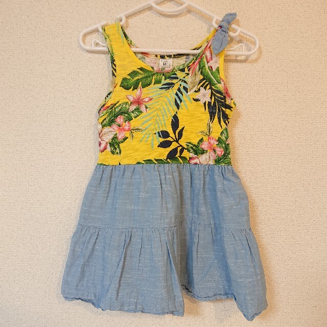 babyGAP(ベビーギャップ)のベビーギャップ 夏用 ワンピース 2着セット キッズ/ベビー/マタニティのキッズ服女の子用(90cm~)(ワンピース)の商品写真