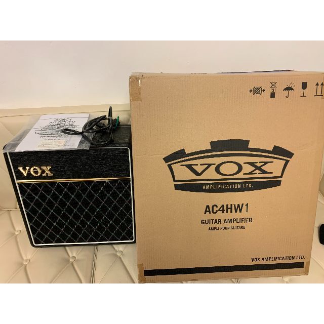 VOX(ヴォックス)のVOX AC4C1-12 美品（1オーナー） 4Wチューブアンプ【週末限定値下】 楽器のギター(ギターアンプ)の商品写真