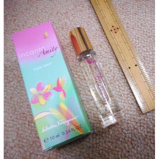 サルヴァトーレフェラガモ(Salvatore Ferragamo)のほぼ新品☆試用5~6押 フェラガモ インカント アミティ パーススプレー10ml(香水(女性用))